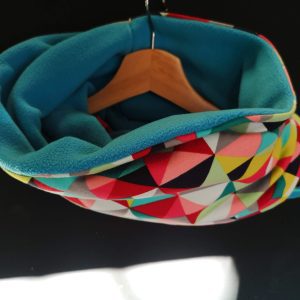 Triangles multicolores - Polaire anti-boulochage aqua - Jersey (extensible) - 145 cm